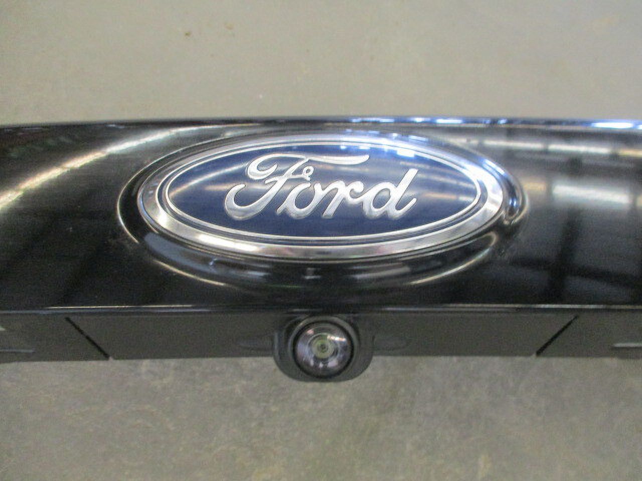 Pre-Owned 17 18 19 Ford Escape Back Up Rear View Camera OEM LKQ (Good)